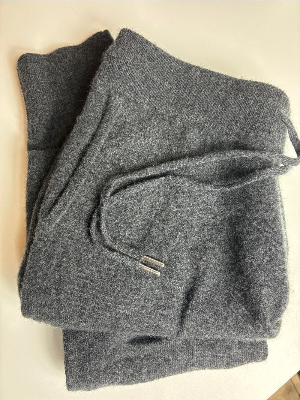 Quince Charcoal Mongolian Cashmere Knit Drawstring Joggers